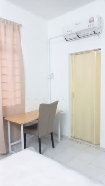 Apartment for Rent at Pangsapuri Lagoon Perdana - Max Low - Bedroom - PropertyGuru.com.my