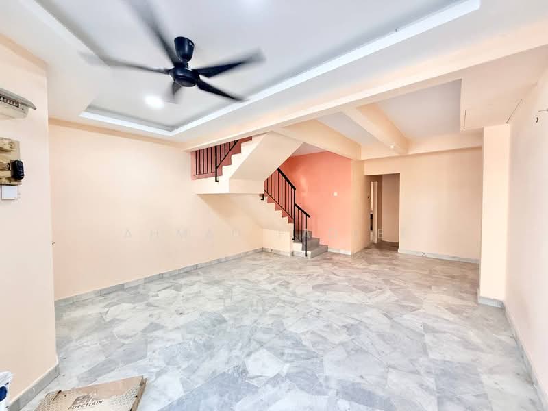 2-storey Terraced House for Sale in Taman Mesra (Shah Alam) - Ahmad Fadlee - PropertyGuru.com.my