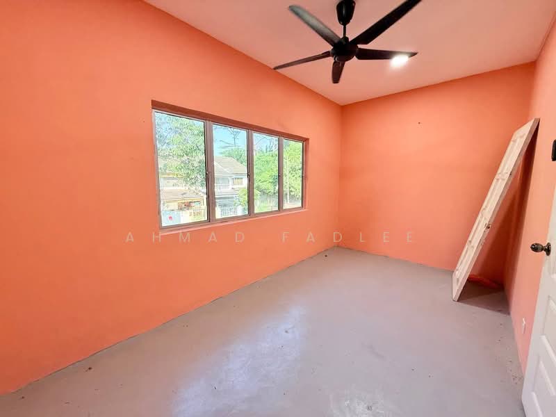 2-storey Terraced House for Sale in Taman Mesra (Shah Alam) - Ahmad Fadlee - PropertyGuru.com.my