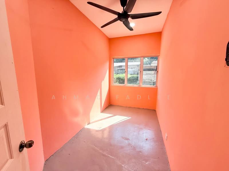 2-storey Terraced House for Sale in Taman Mesra (Shah Alam) - Ahmad Fadlee - PropertyGuru.com.my