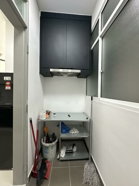 Servis Apartment untuk Disewa di Bayu Residensi - Nini Malini - Wet Kitchen - PropertyGuru.com.my