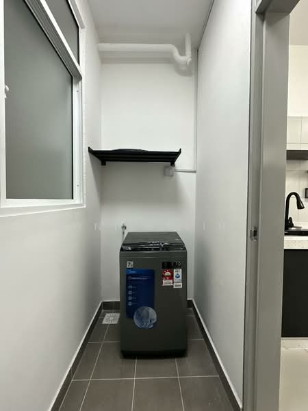 Servis Apartment untuk Disewa di Bayu Residensi - Nini Malini - Yard - PropertyGuru.com.my