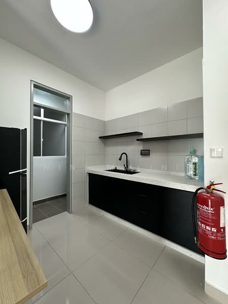 Servis Apartment untuk Disewa di Bayu Residensi - Nini Malini - Kitchen - PropertyGuru.com.my