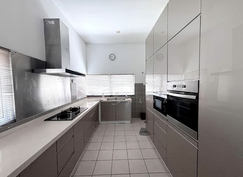Semi-Detached House for Rent in Cyberjaya (Selangor) - Siti Salwa - Kitchen - PropertyGuru.com.my