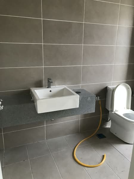 3-storey Terraced House for Rent in Bandar Tropicana Aman (Telok Panglima Garang) - Jason Fan - Bathroom - PropertyGuru.com.my