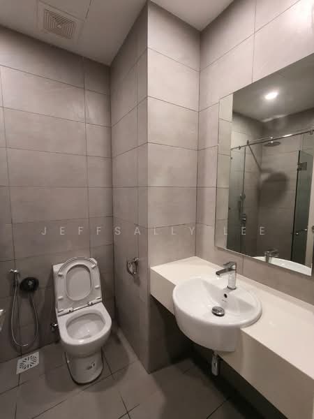 Service Residence for Rent at Dorsett Waterfront Subang - JeffSally Lee - Bathroom - PropertyGuru.com.my