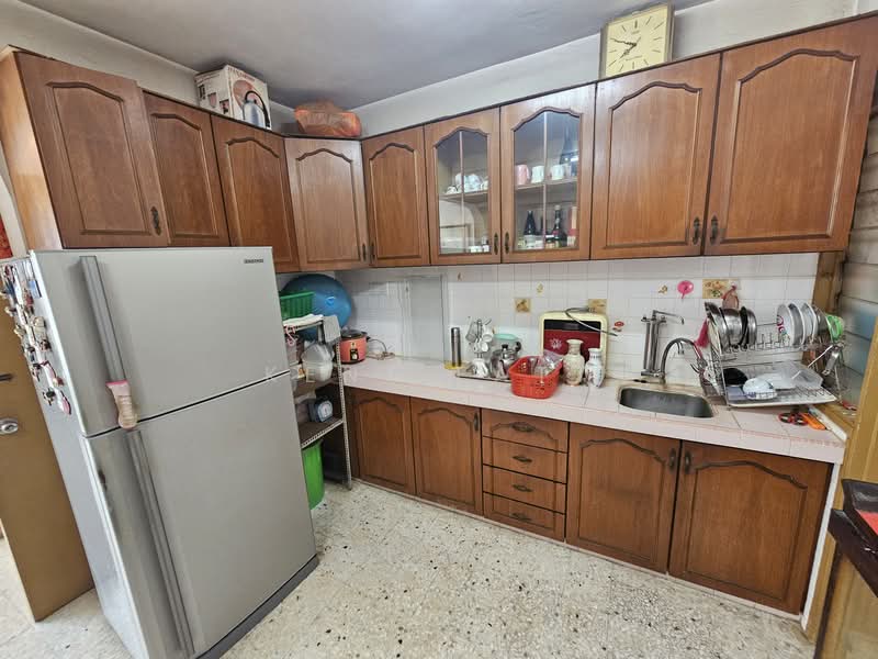 Apartment for Rent at Sri Subang Apartment - Kent Fatt - Kitchen - PropertyGuru.com.my