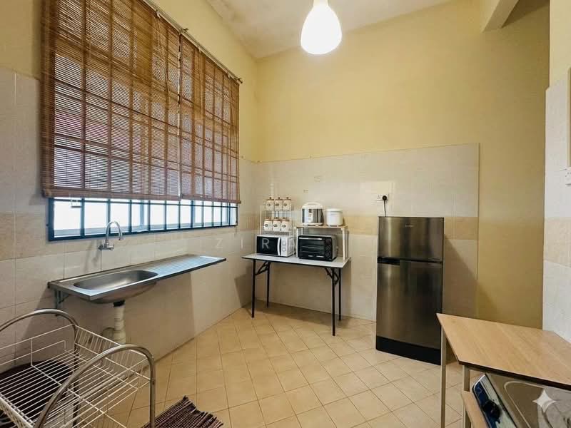 1-storey Terraced House for Sale in Kluang (Johor) - Zira . - Kitchen - PropertyGuru.com.my