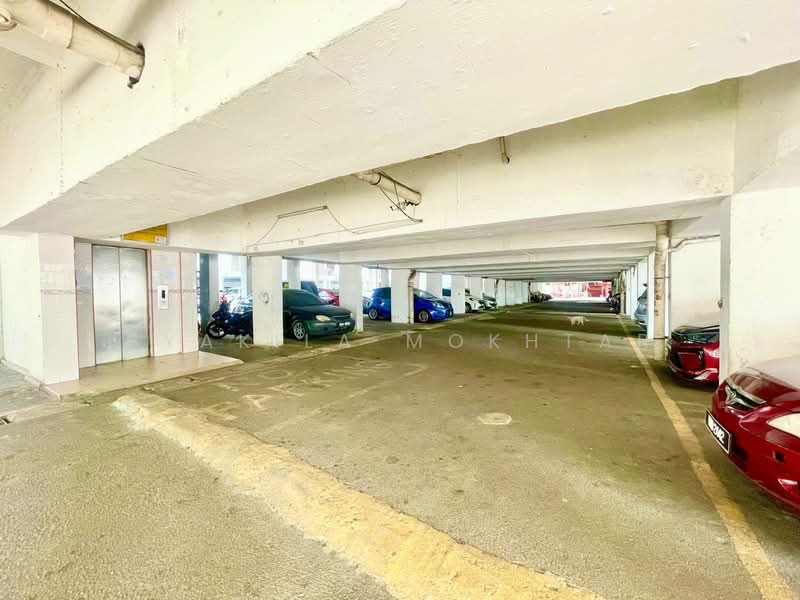 Apartment for Sale at Teratai Mewah Apartment Block 15,17,19,21 - Syakila Mokhtar - Car Park - PropertyGuru.com.my