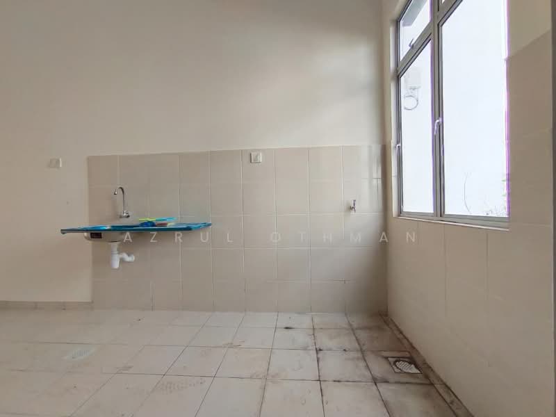 2-storey Terraced House for Sale in Lukut (Negeri Sembilan) - Azrul Othman - Kitchen - PropertyGuru.com.my
