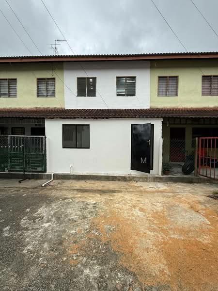 Rumah Teres 2 Tingkat untuk Dijual di Taman Scientex Pasir Gudang (Pasir Gudang) - Win Lim - Exterior - PropertyGuru.com.my