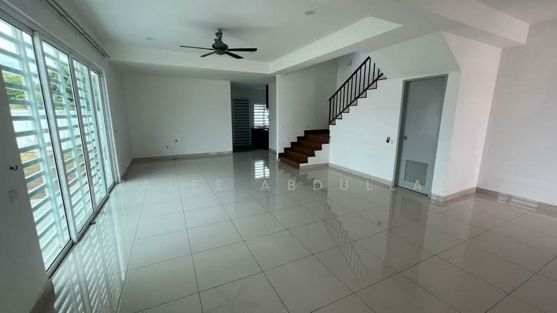 Semi-Detached House for Rent in Kuantan (Pahang) - Azalee Abdullah - Living Room - PropertyGuru.com.my