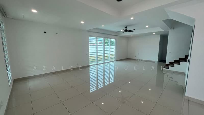 Semi-Detached House for Rent in Kuantan (Pahang) - Azalee Abdullah - Living Room - PropertyGuru.com.my