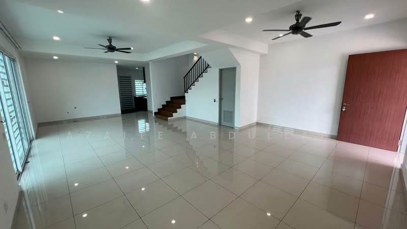 Semi-Detached House for Rent in Kuantan (Pahang) - Azalee Abdullah - Living Room - PropertyGuru.com.my