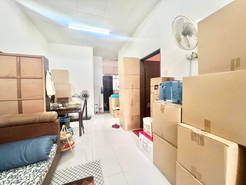 Terraced House for Sale in Bandar Putera 2 (Klang) - Tengku Zairi - Interior - PropertyGuru.com.my