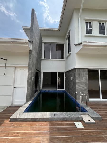 Bungalow for Sale in Bukit Mahkota (Bangi) - Abdul Qadir - PropertyGuru.com.my