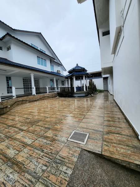 Semi-Detached House for Sale in Taman Pelangi (Johor Bahru) - Shawn Chan - Exterior - PropertyGuru.com.my
