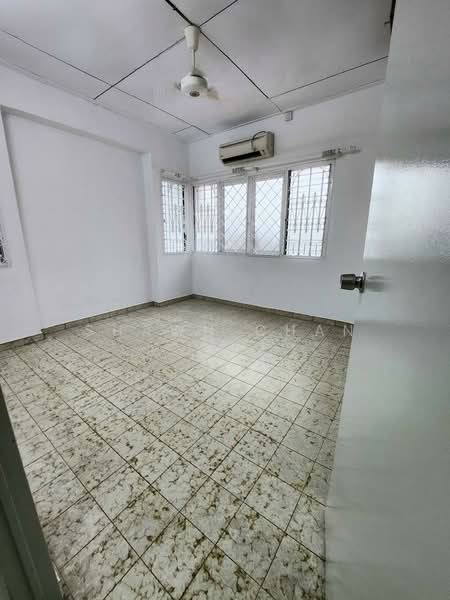 Semi-Detached House for Sale in Taman Pelangi (Johor Bahru) - Shawn Chan - Interior - PropertyGuru.com.my