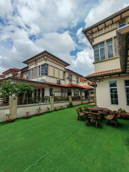 Semi-Detached House for Sale in Ulu Tiram (Johor) - Elvis Sim - Exterior - PropertyGuru.com.my