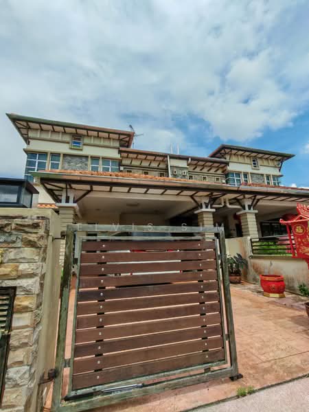 Semi-Detached House for Sale in Ulu Tiram (Johor) - Elvis Sim - PropertyGuru.com.my