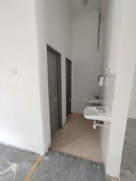Shop for Sale in Ambang Botanic 2 (Klang) - GP Lim - Interior - PropertyGuru.com.my