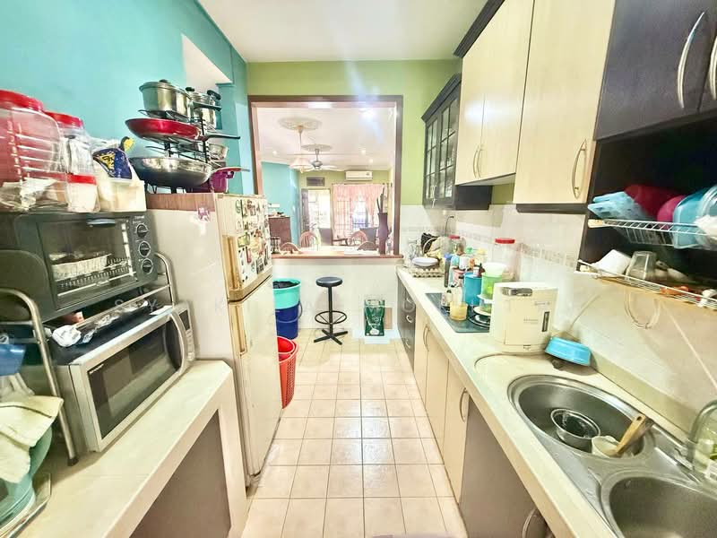 Townhouse for Sale in Alam Damai (Cheras) - Syakila Mokhtar - Kitchen - PropertyGuru.com.my