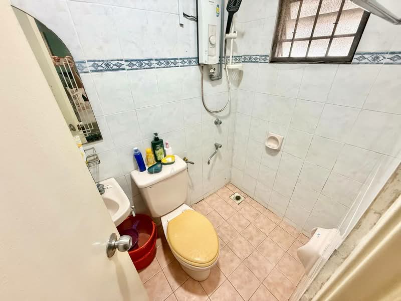 Townhouse for Sale in Alam Damai (Cheras) - Syakila Mokhtar - Bathroom - PropertyGuru.com.my