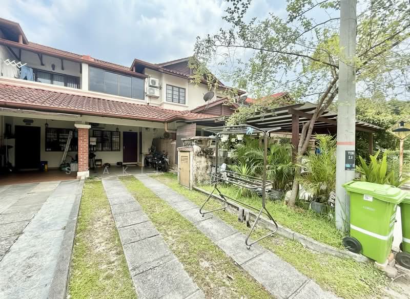 Townhouse for Sale in Alam Damai (Cheras) - Syakila Mokhtar - Exterior - PropertyGuru.com.my