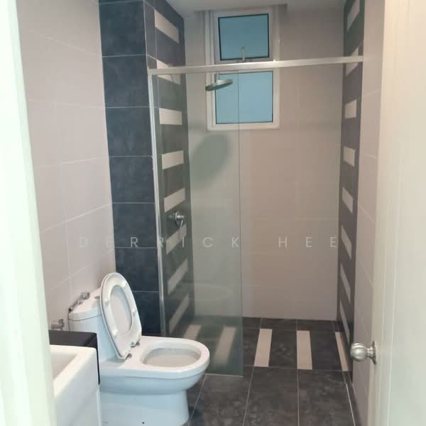 Apartment for Rent at Central Residence @ Sungai Besi - Derrick Hee - Bathroom - PropertyGuru.com.my