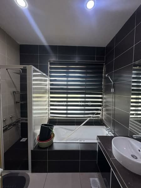 3-storey Terraced House for Sale in Bandar Seri Alam (Masai) - Kay Ng - PropertyGuru.com.my