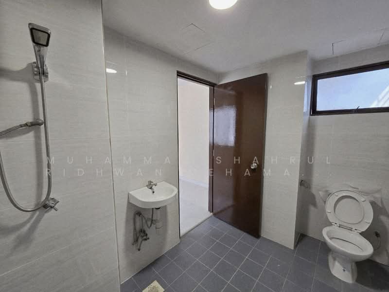 Kondominium untuk Dijual di Antah Tower - Muhammad Shahrul Ridhwan Mehamad Nasir - Bathroom - PropertyGuru.com.my