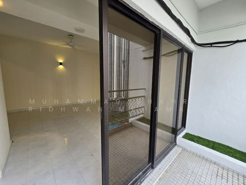 Kondominium untuk Dijual di Antah Tower - Muhammad Shahrul Ridhwan Mehamad Nasir - Balcony - PropertyGuru.com.my