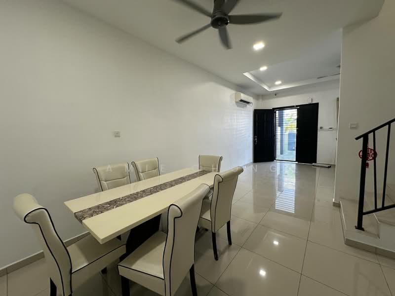 2-storey Terraced House for Sale in Bandar Lahat Baru (Lahat) - Amie Chong - Dining Room - PropertyGuru.com.my