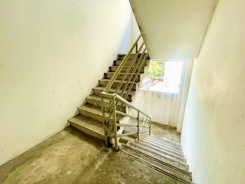For Sale - Teratai Mewah Apartment Block 15,17,19,21