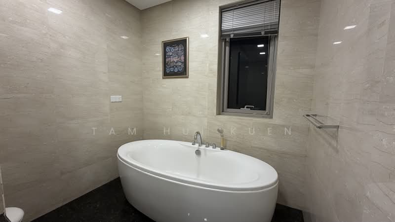 Service Residence for Sale at Pavilion Residences - Tam Hui Kuen - Bathroom - PropertyGuru.com.my