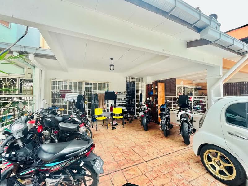 Rumah Teres 2 Tingkat untuk Dijual di Seksyen 7 (Shah Alam) - Muhammad Nazli Mohd Amin - Exterior - PropertyGuru.com.my