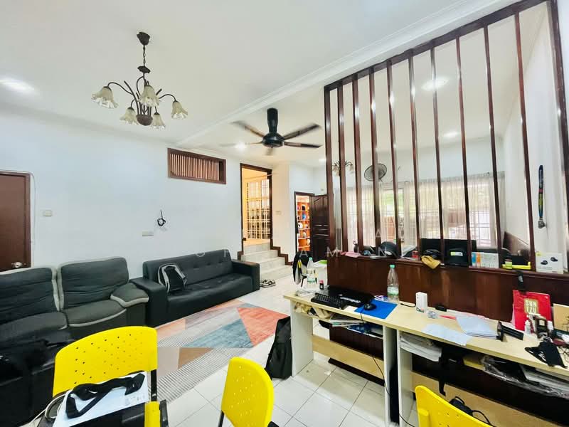 Rumah Teres 2 Tingkat untuk Dijual di Seksyen 7 (Shah Alam) - Muhammad Nazli Mohd Amin - Living Room - PropertyGuru.com.my