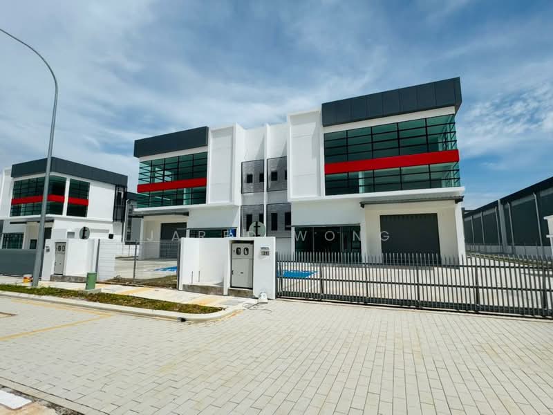 Semi-D Factory for Rent in Puchong (Selangor) - Jared Wong - Exterior - PropertyGuru.com.my
