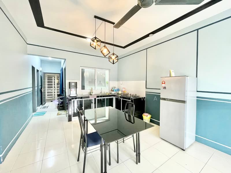 Apartment for Sale at Puncak Hijauan - Fauran Nawawi - Kitchen - PropertyGuru.com.my