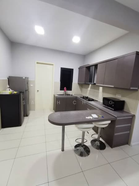 Condominium for Sale at LaCosta @ Sunway South Quay - Sarah Chang - Kitchen - PropertyGuru.com.my