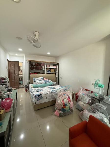 Rumah Teres 1.5-Tingkat untuk Dijual di Happy Garden (Kuchai Lama) - Mavis Yee - Bedroom - PropertyGuru.com.my