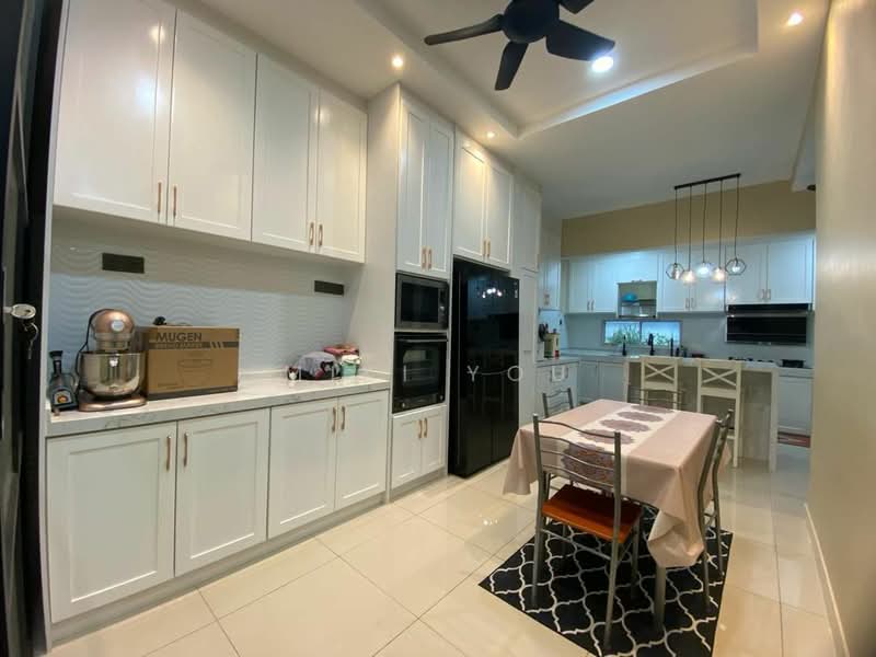 Rumah Teres 2 Tingkat untuk Disewa di Bandar Rimbayu (Telok Panglima Garang) - Miki You - Kitchen - PropertyGuru.com.my