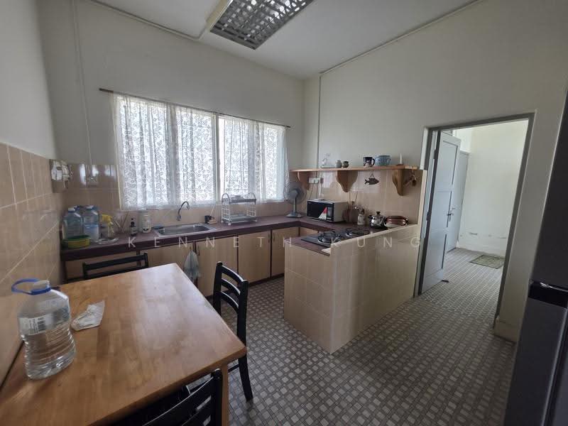 Bungalow House untuk Dijual di Minden Heights (Gelugor) - Kenneth Kung - Kitchen - PropertyGuru.com.my