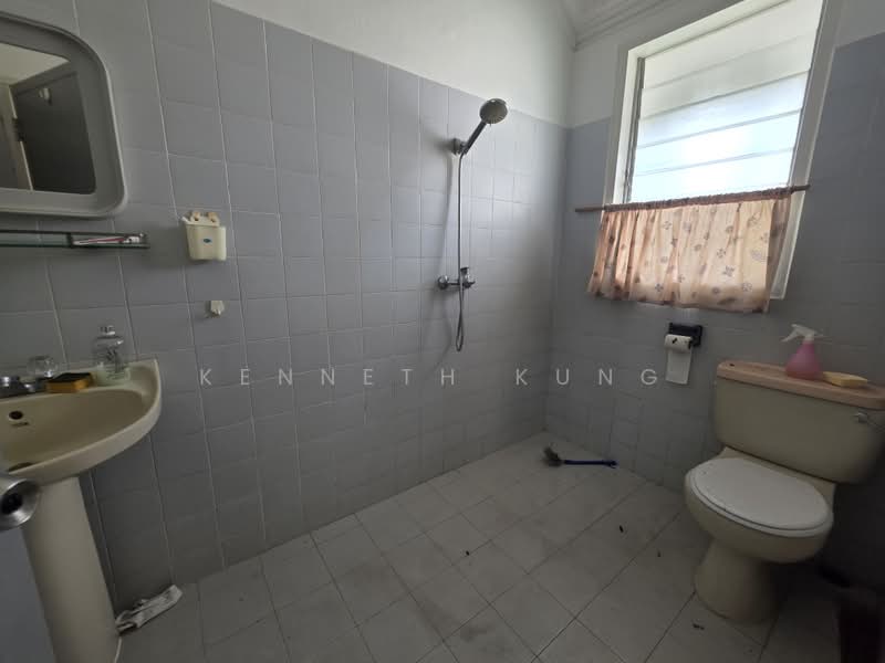 Bungalow House untuk Dijual di Minden Heights (Gelugor) - Kenneth Kung - Bathroom - PropertyGuru.com.my