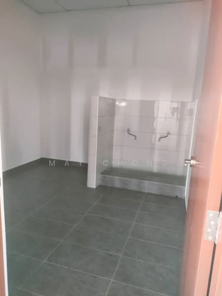 Detached Factory for Rent in Bandar Indahpura (Kulai) - May Chong - Interior - PropertyGuru.com.my