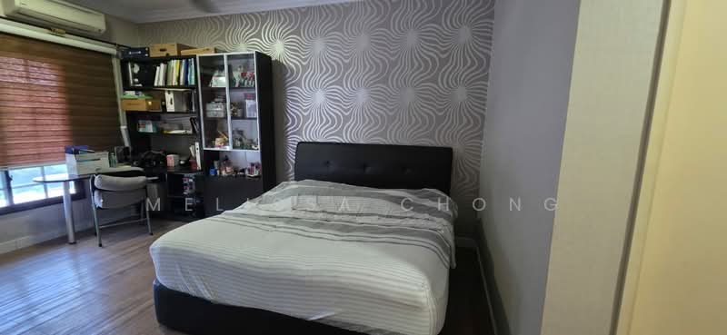 2.5-storey Terraced House for Sale in Taman Bukit Serdang (Seri Kembangan) - Melissa Chong - Bedroom - PropertyGuru.com.my