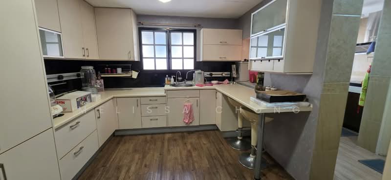 2.5-storey Terraced House for Sale in Taman Bukit Serdang (Seri Kembangan) - Melissa Chong - Kitchen - PropertyGuru.com.my