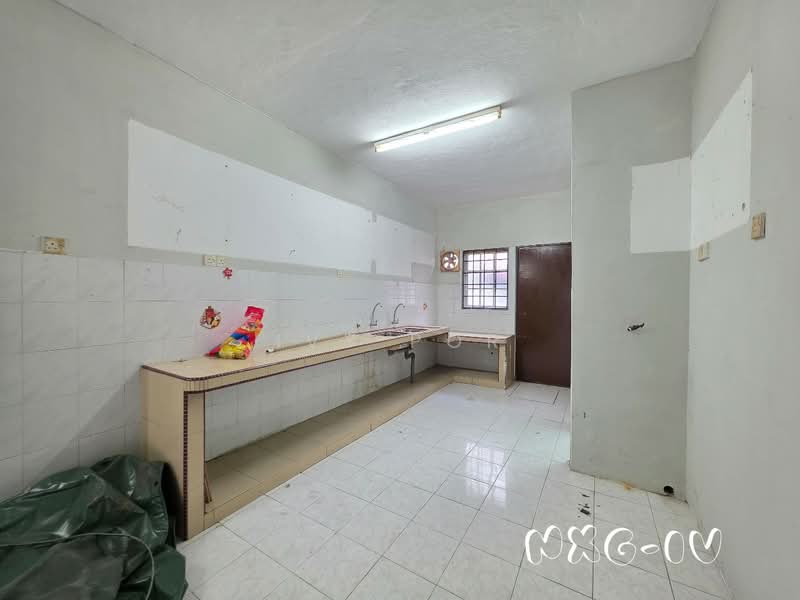 2-storey Terraced House for Rent in Taman Sentosa (Klang) - Ivy Por - Kitchen - PropertyGuru.com.my