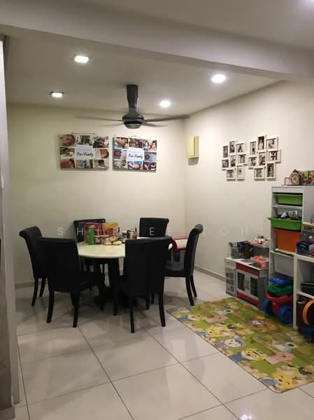 Rumah Bandar untuk Dijual di Bandar Bukit Puchong 2 (Puchong) - Shirlee Toh - Dining Room - PropertyGuru.com.my