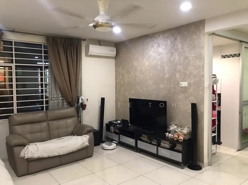 Rumah Bandar untuk Dijual di Bandar Bukit Puchong 2 (Puchong) - Shirlee Toh - Living Room - PropertyGuru.com.my